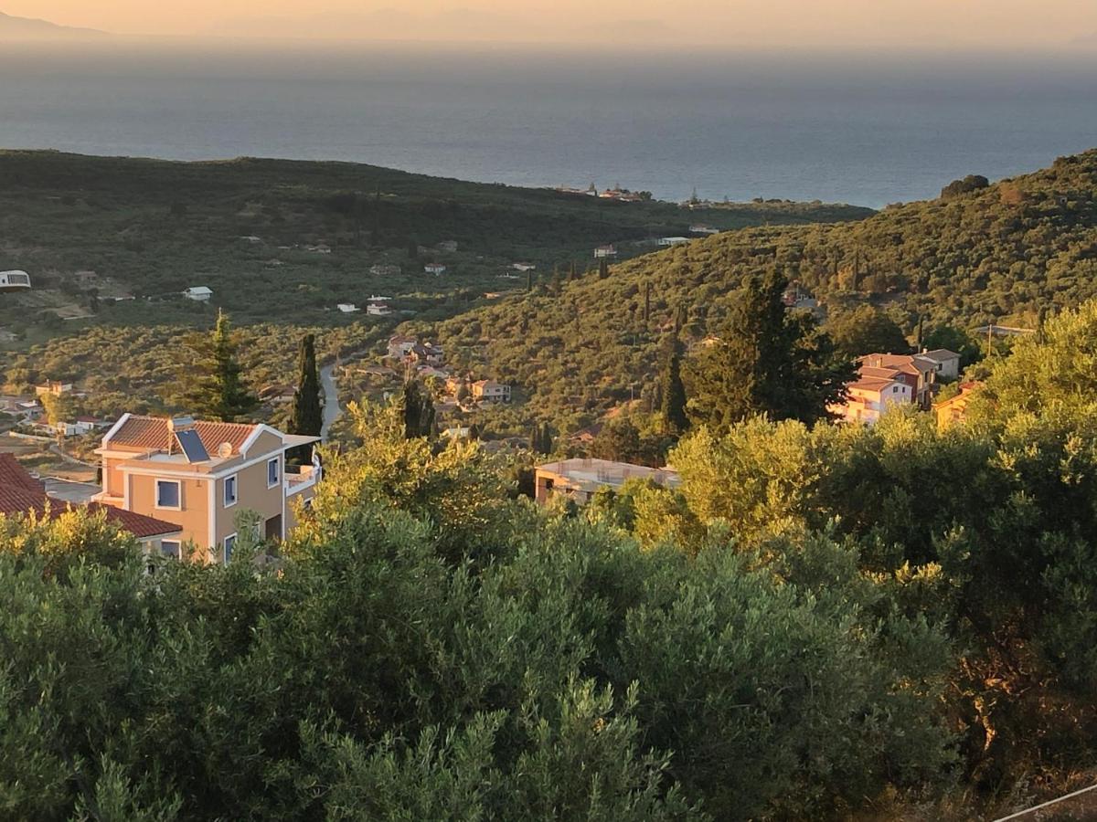 Villa Thea - Τhe View 1St Floor Ano Yerakarion Luaran gambar